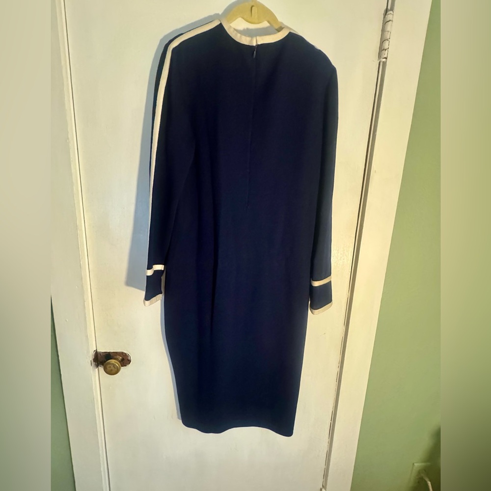 ST JOHN Navy Long Sleeve Dress with White Trim and Gold Button Detail - Picture 2 of 11